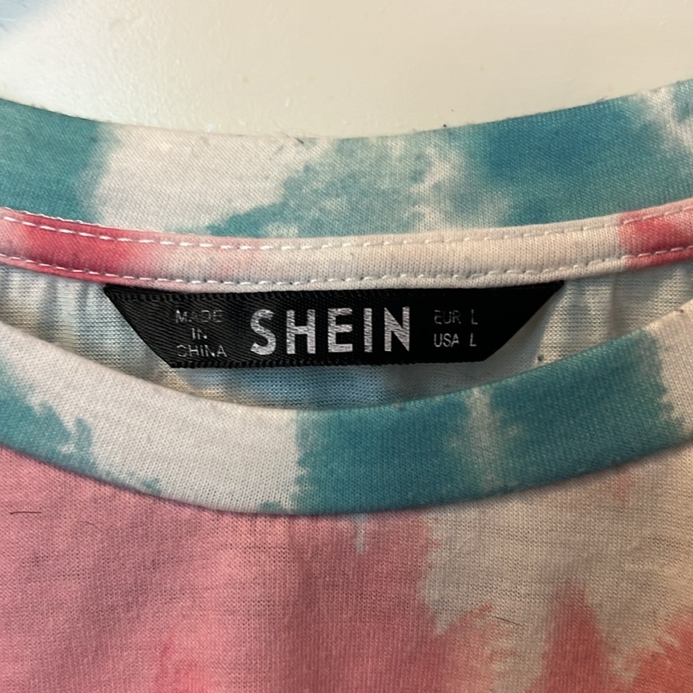 Shirt! - Picture 3 of 4